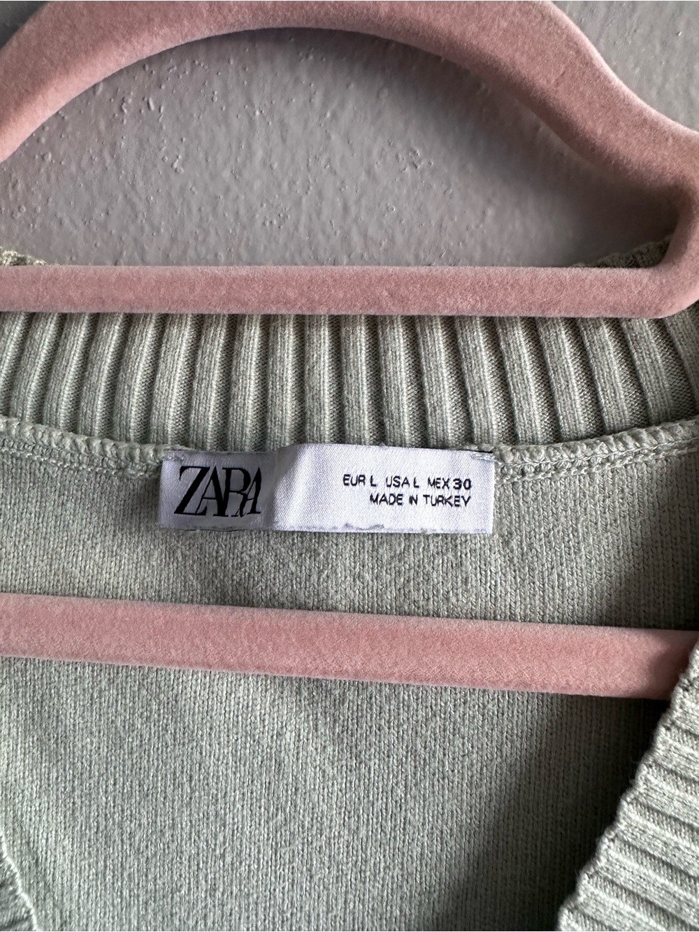 Zara Sage Green V-Neck Sleeveless Knit Vest - Picture 2 of 7